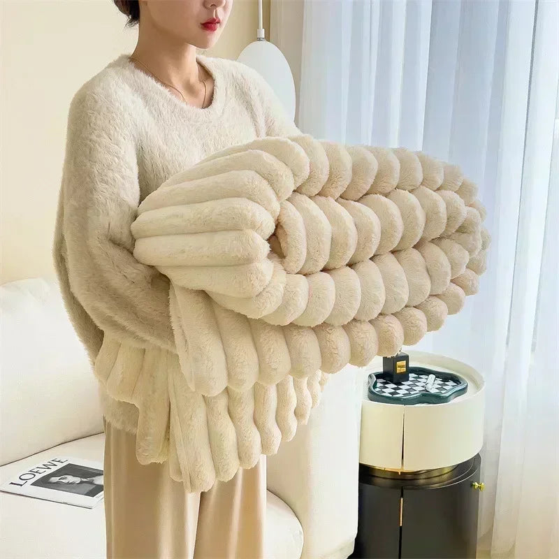 Luxury Soft Faux Rabbit Fur Throw Blanket Fluffy Warm Solid Color Plush Blanket for Sofa Bed Single Double Spring Autumn Plaid